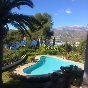Villaquinta 3* La Herradura (Granada)