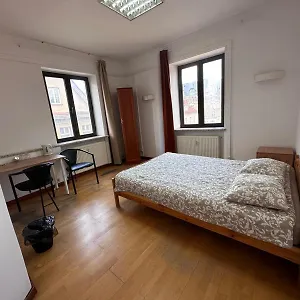 erasmus-rooms-plus.poznan-hotels.com/