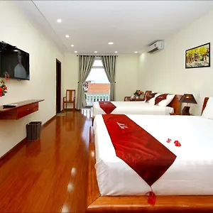 Channel Homestay